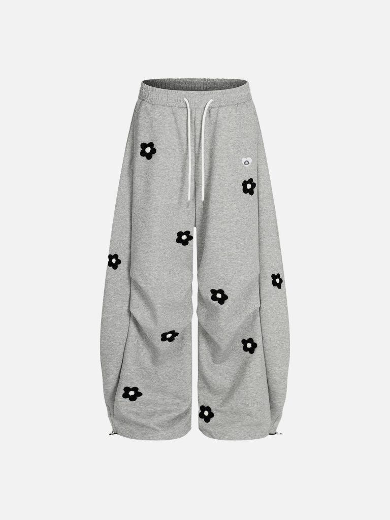 Aelfric Eden Floral Towel Embroidery Barrel Sweatpants