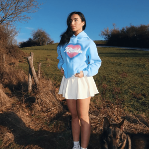 Aelfric Eden Dip Dye Heart Graphic Pullover Hoodie